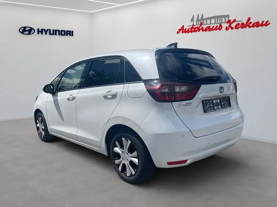 Honda Jazz - Thumbnail 4