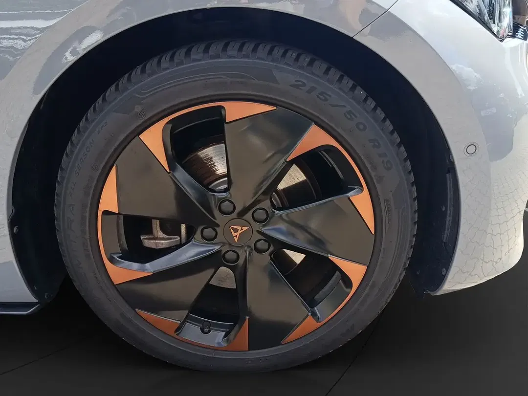 CUPRA Born - Thumbnail 13
