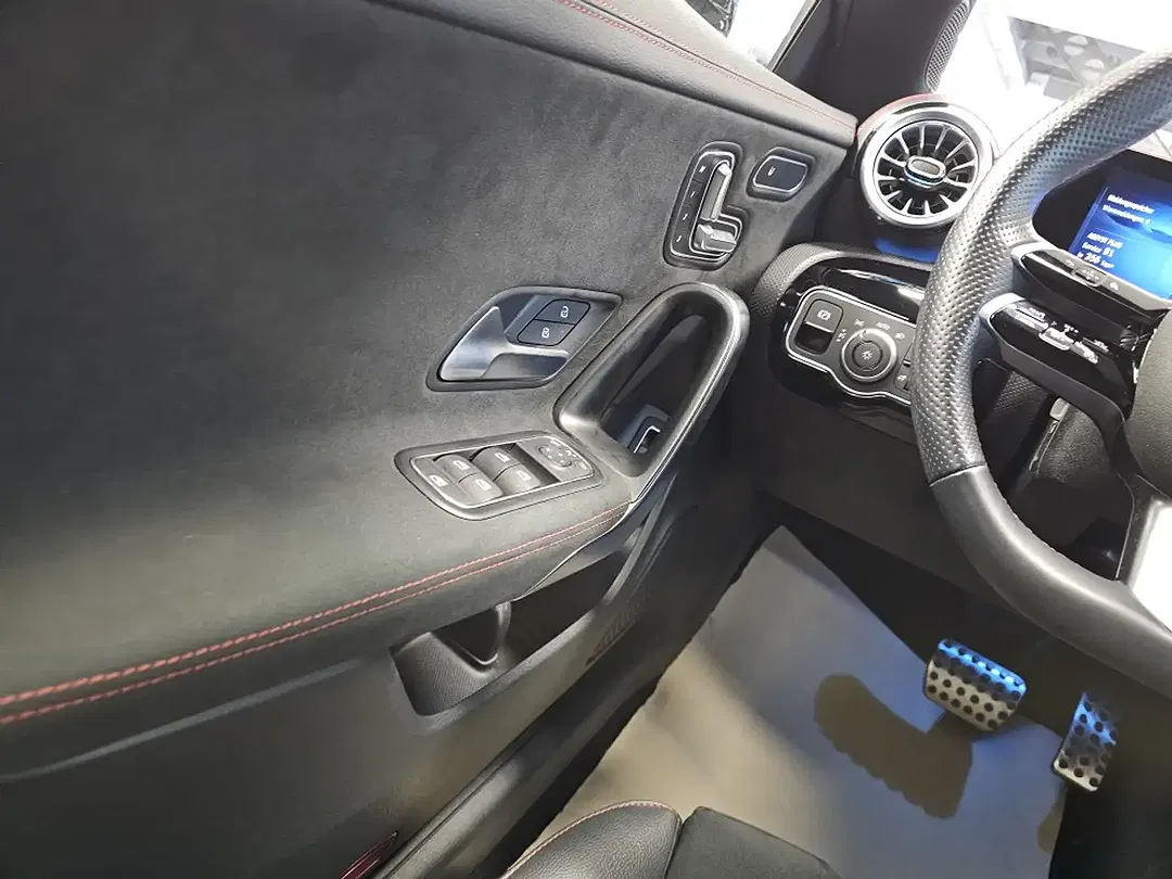 Mercedes-Benz CLA 250 - Thumbnail 10