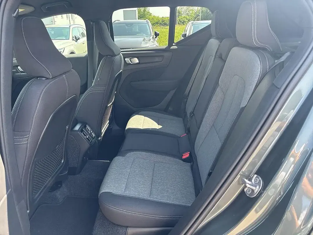Volvo XC40 - Thumbnail 14