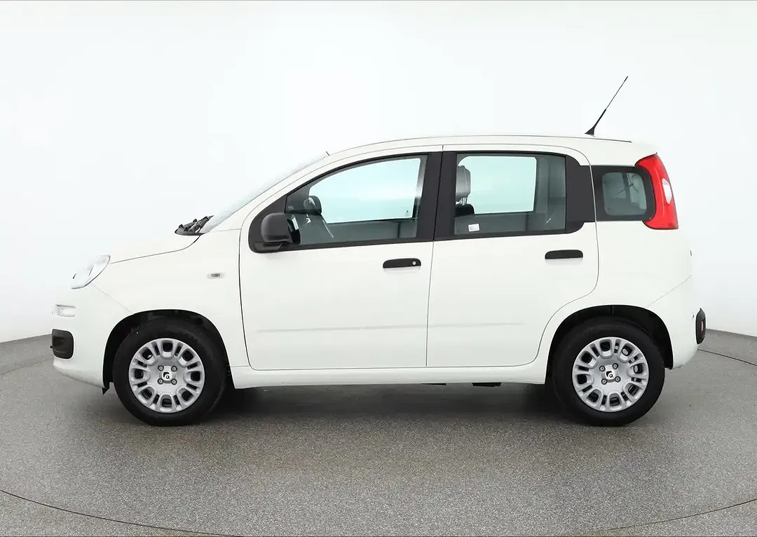 Fiat New Panda - Thumbnail 1