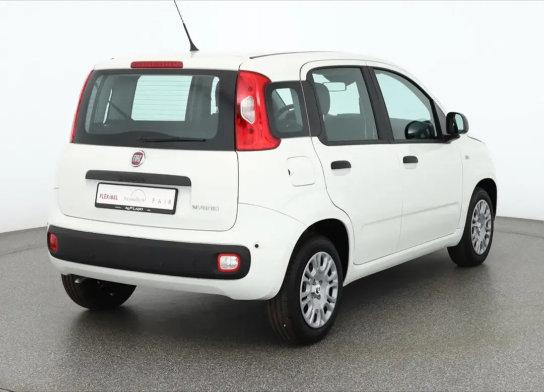 Fiat New Panda - Thumbnail 4