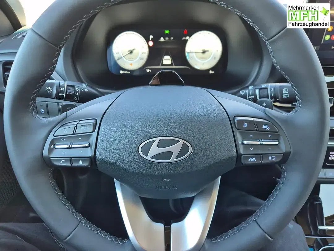 Hyundai i30 - Thumbnail 15