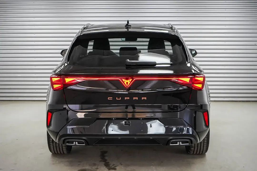 CUPRA Leon - Thumbnail 3