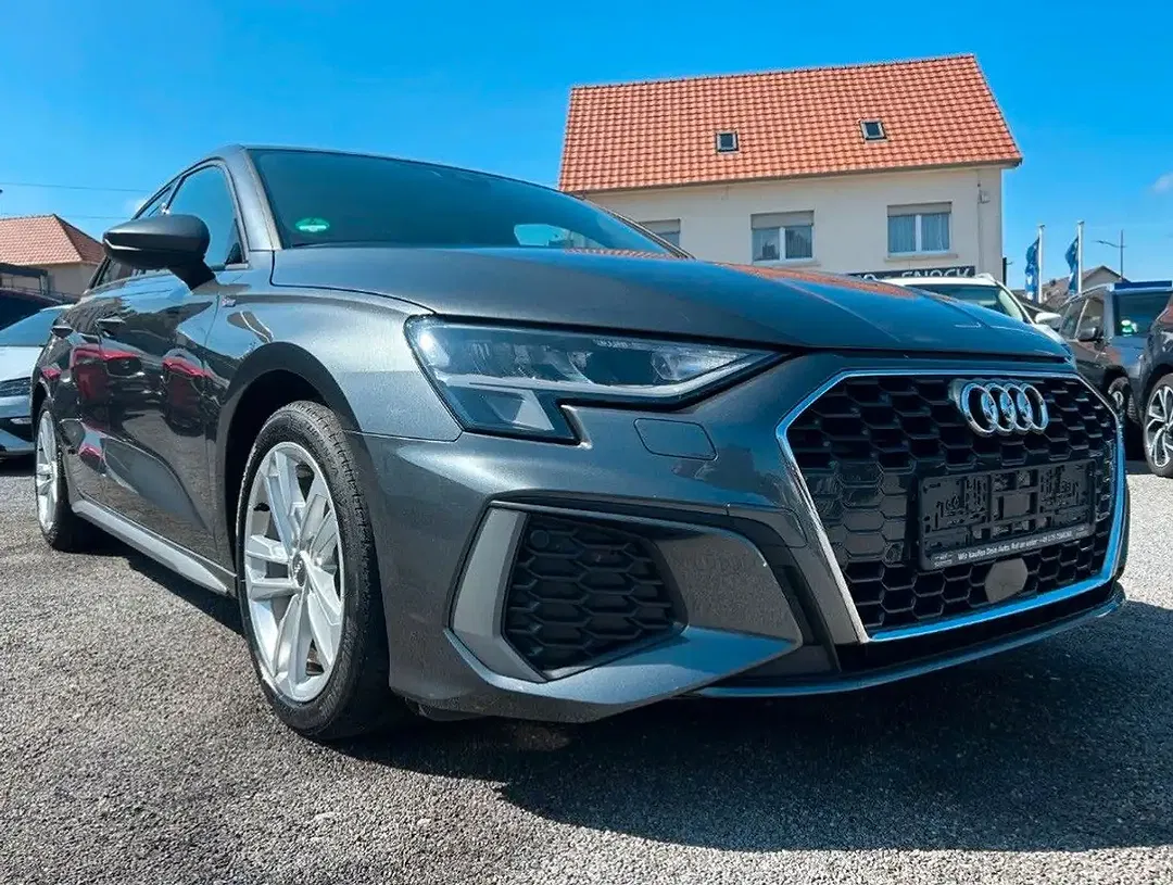 Audi A3 - Thumbnail 3