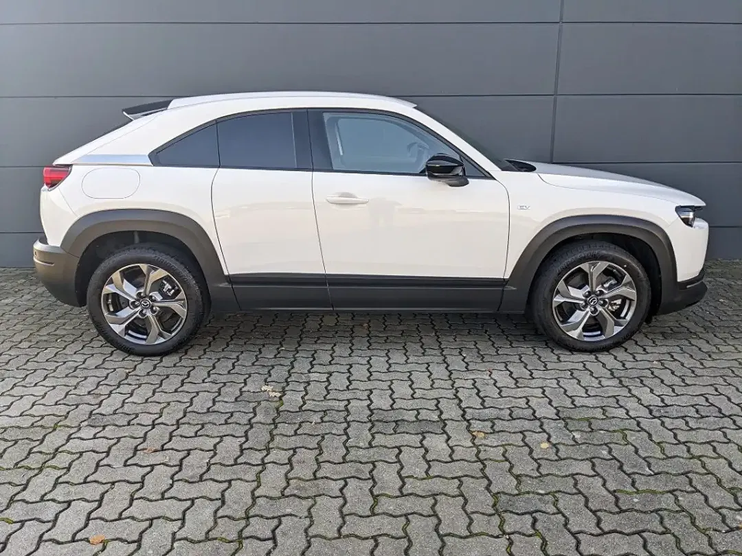 Mazda MX-30 - Thumbnail 7