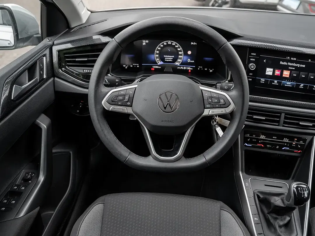 Volkswagen Polo - Thumbnail 11
