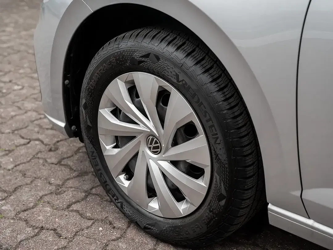 Volkswagen Polo - Thumbnail 6