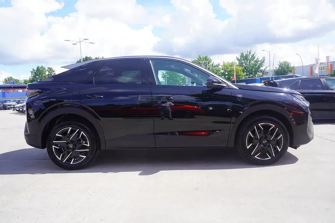 Peugeot 3008 - Thumbnail 4