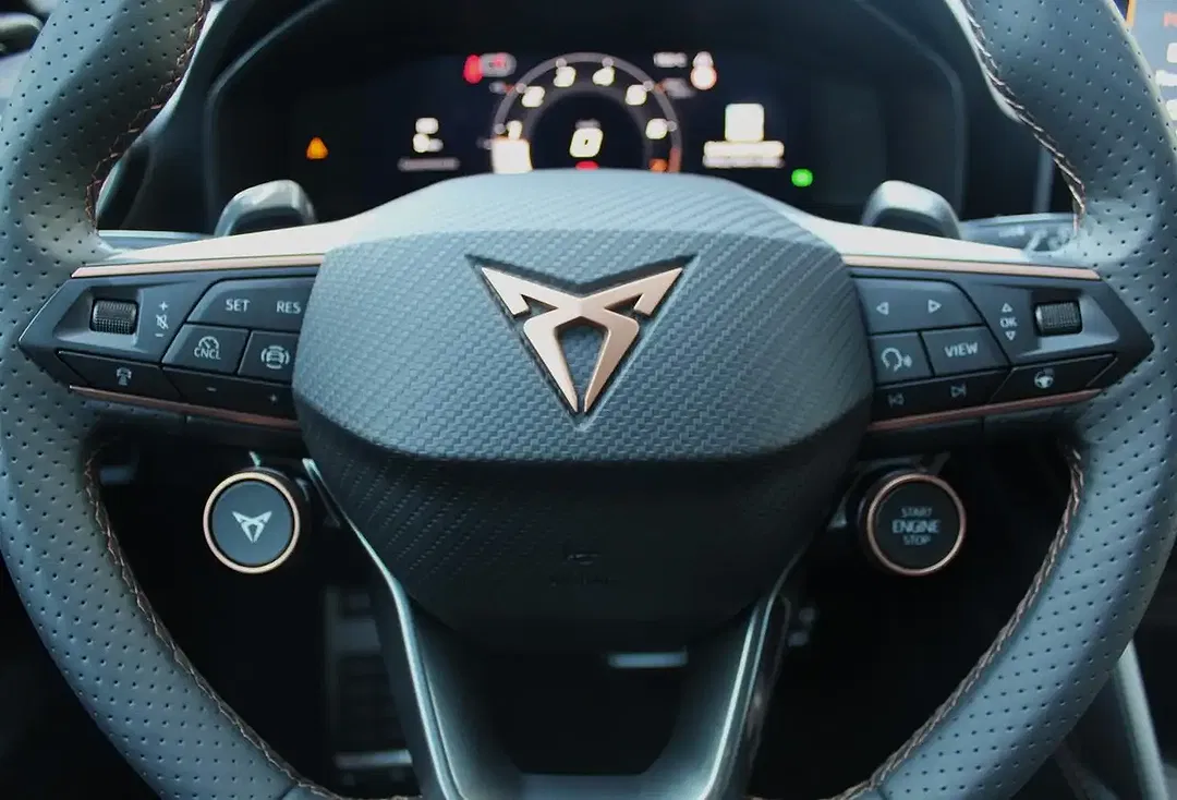 CUPRA Leon - Thumbnail 12