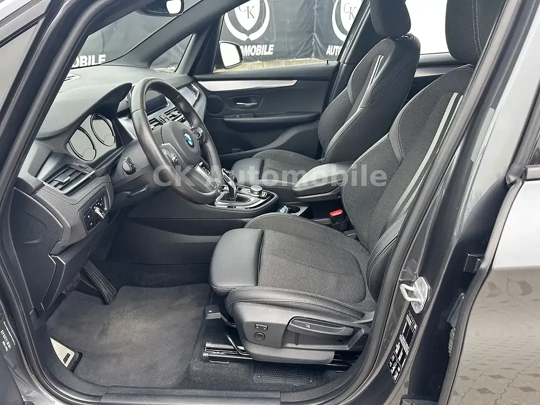 BMW 218 - Thumbnail 6