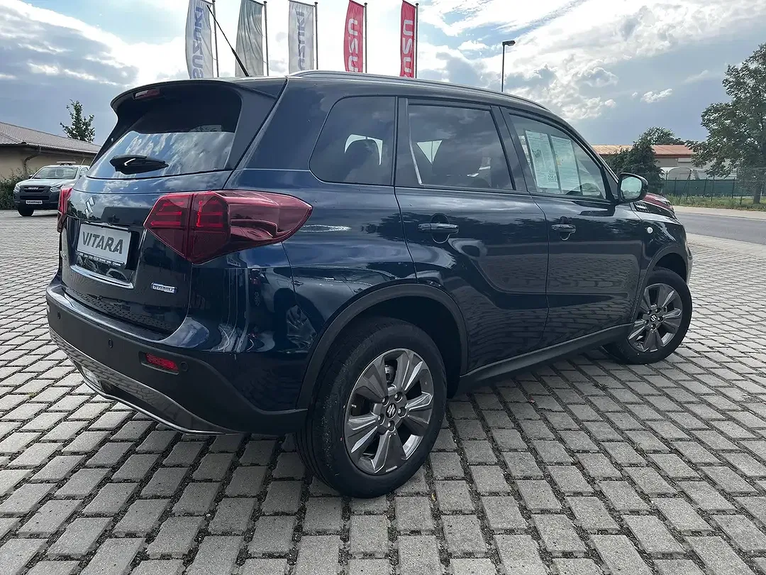 Suzuki Vitara - Thumbnail 5