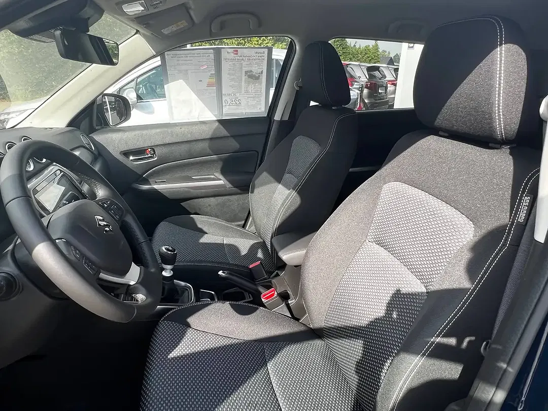 Suzuki Vitara - Thumbnail 9
