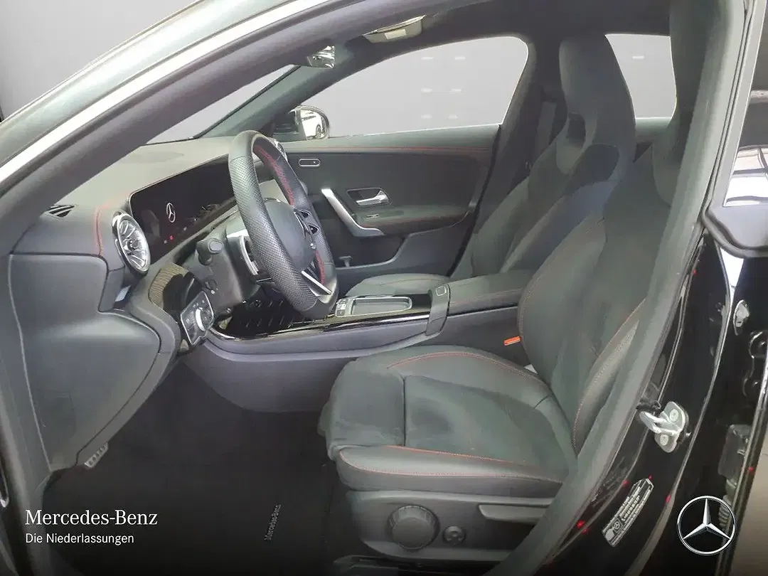 Mercedes-Benz CLA 220 - Thumbnail 10