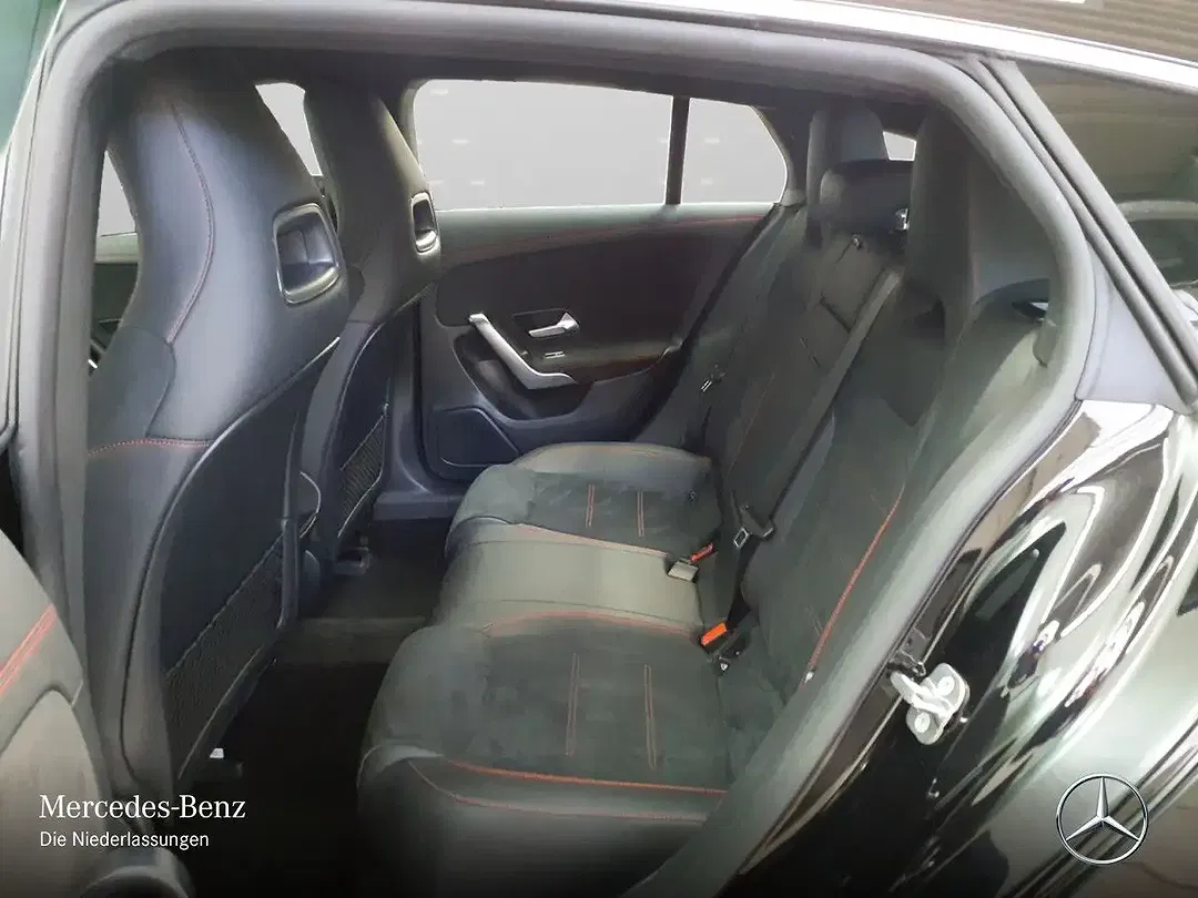 Mercedes-Benz CLA 220 - Thumbnail 11