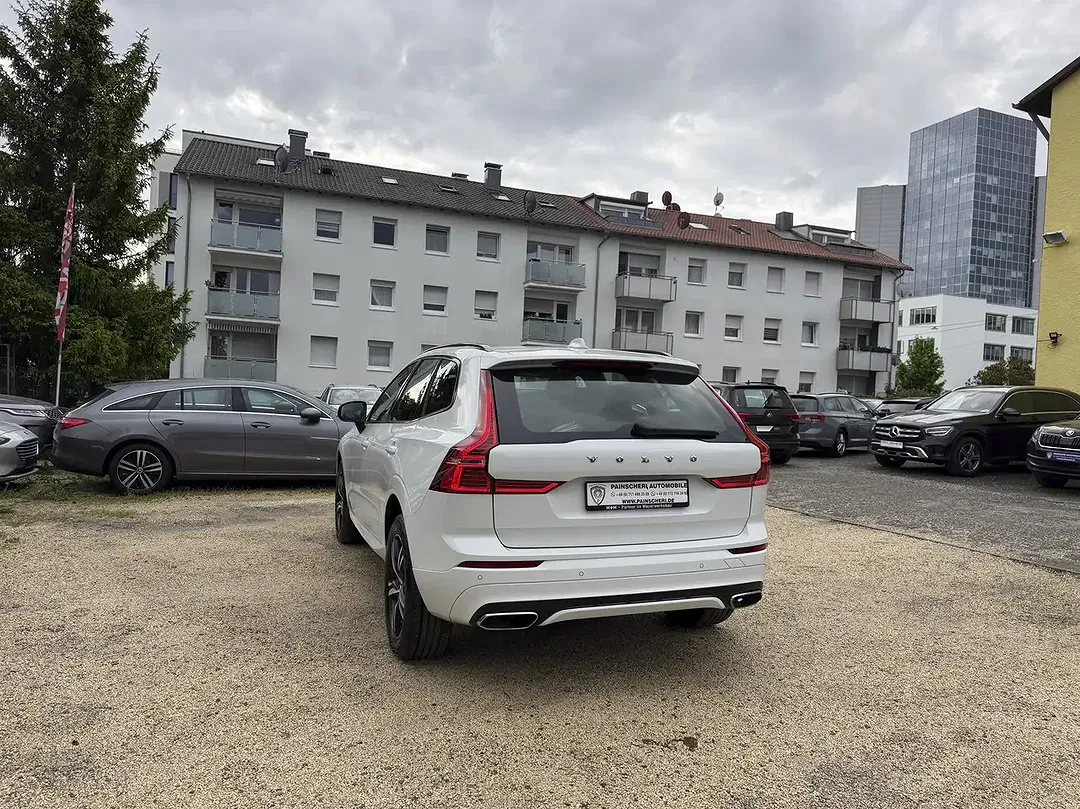 Volvo XC60 - Thumbnail 4