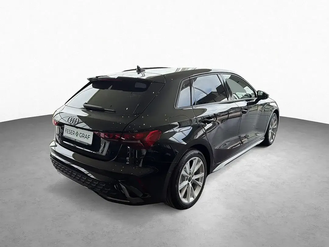 Audi A3 - Thumbnail 4