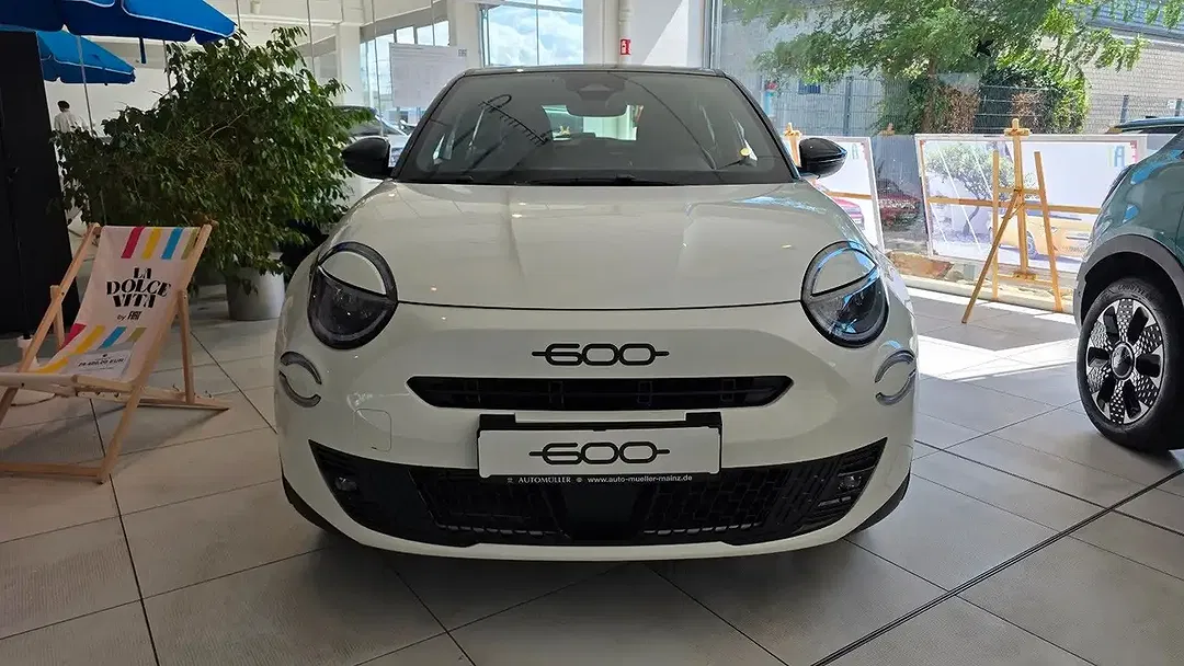 Fiat 600 - Thumbnail 3
