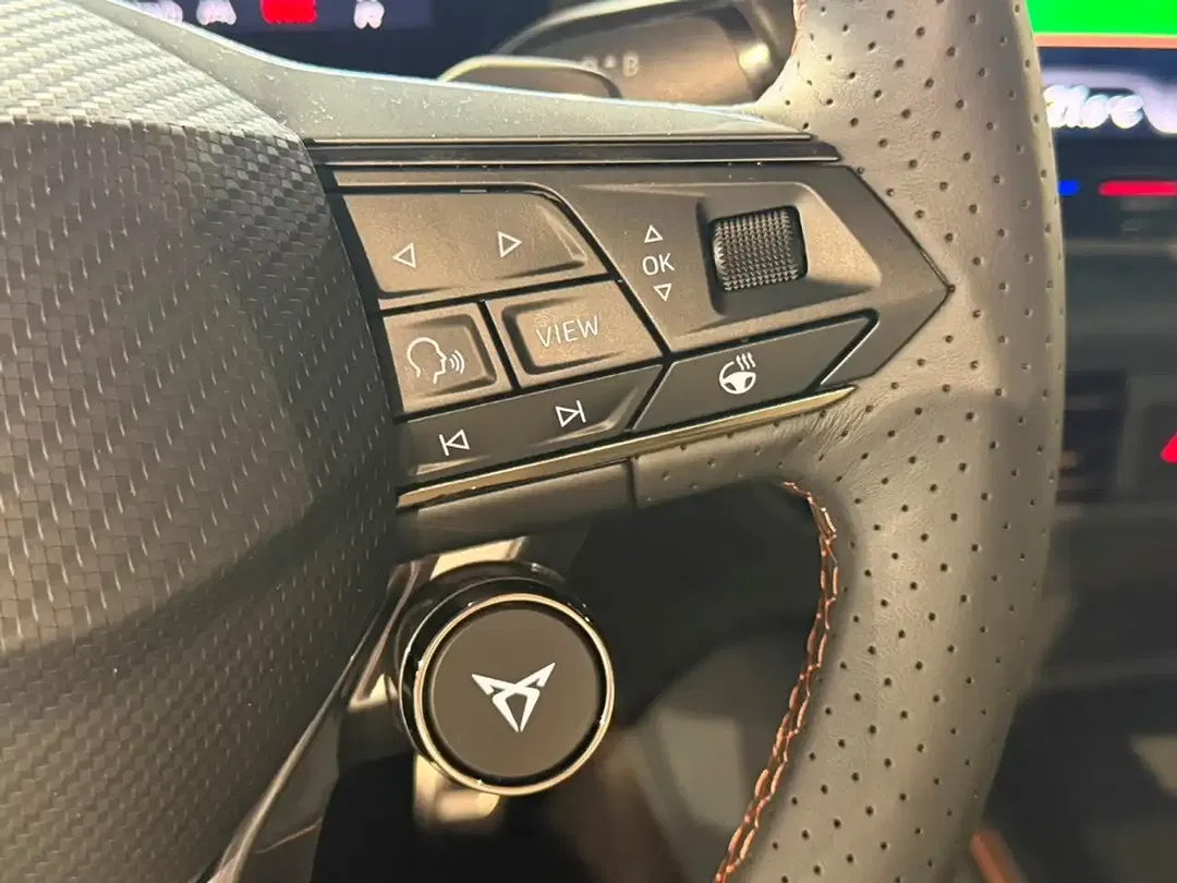 CUPRA Born - Thumbnail 12