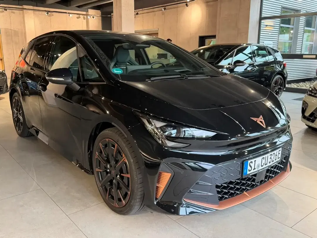 CUPRA Born - Thumbnail 4