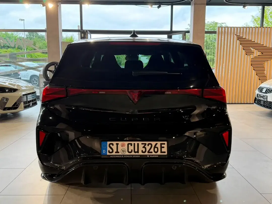 CUPRA Born - Thumbnail 6