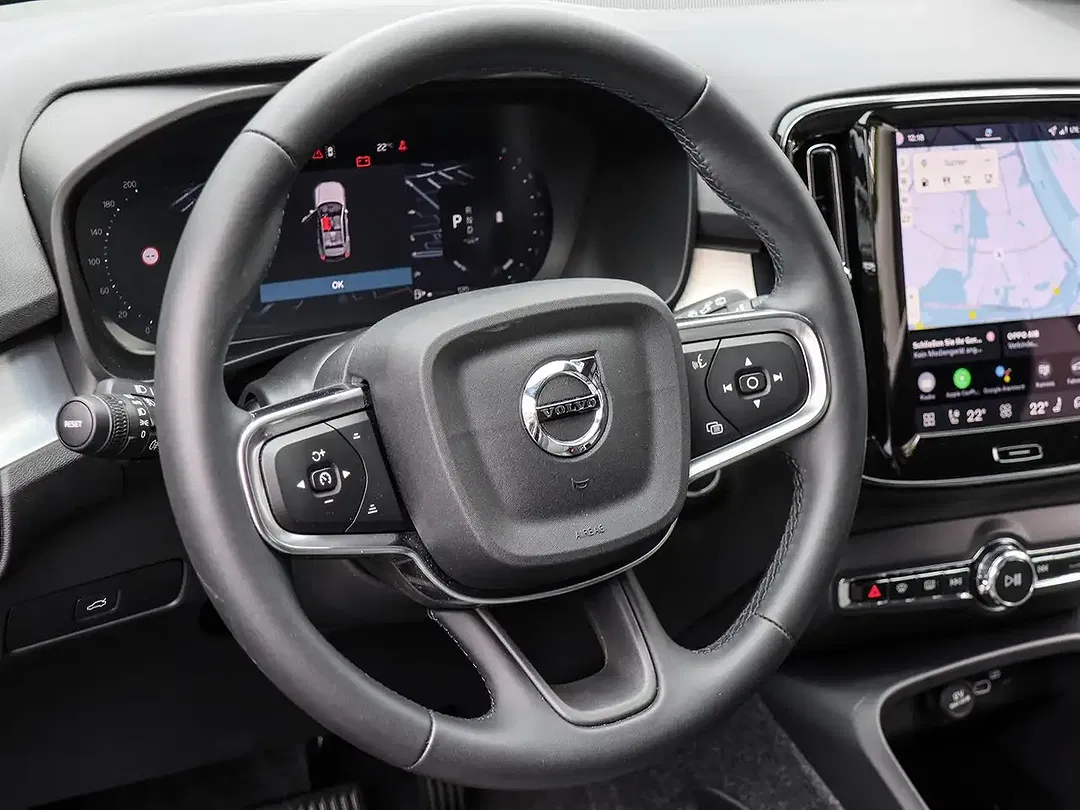 Volvo XC40 - Thumbnail 10