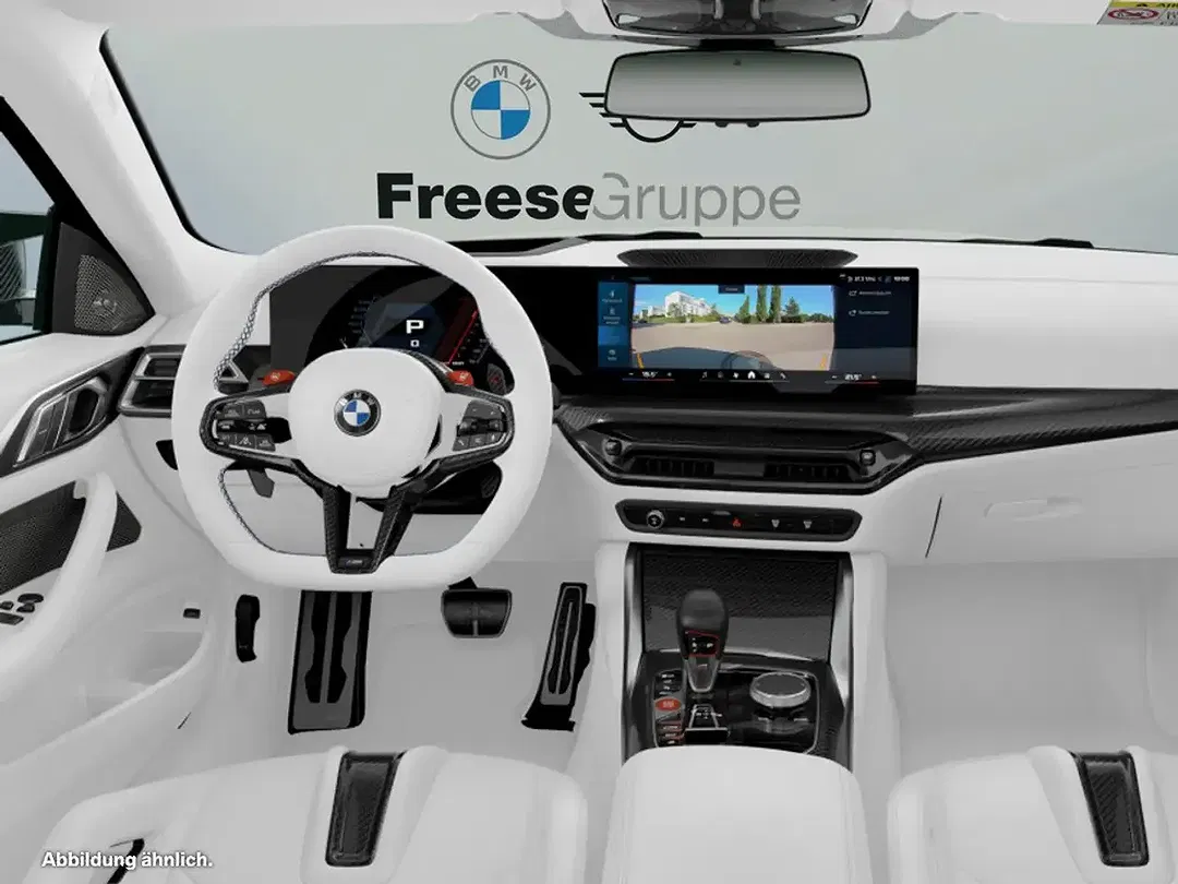 BMW M4 - Thumbnail 4