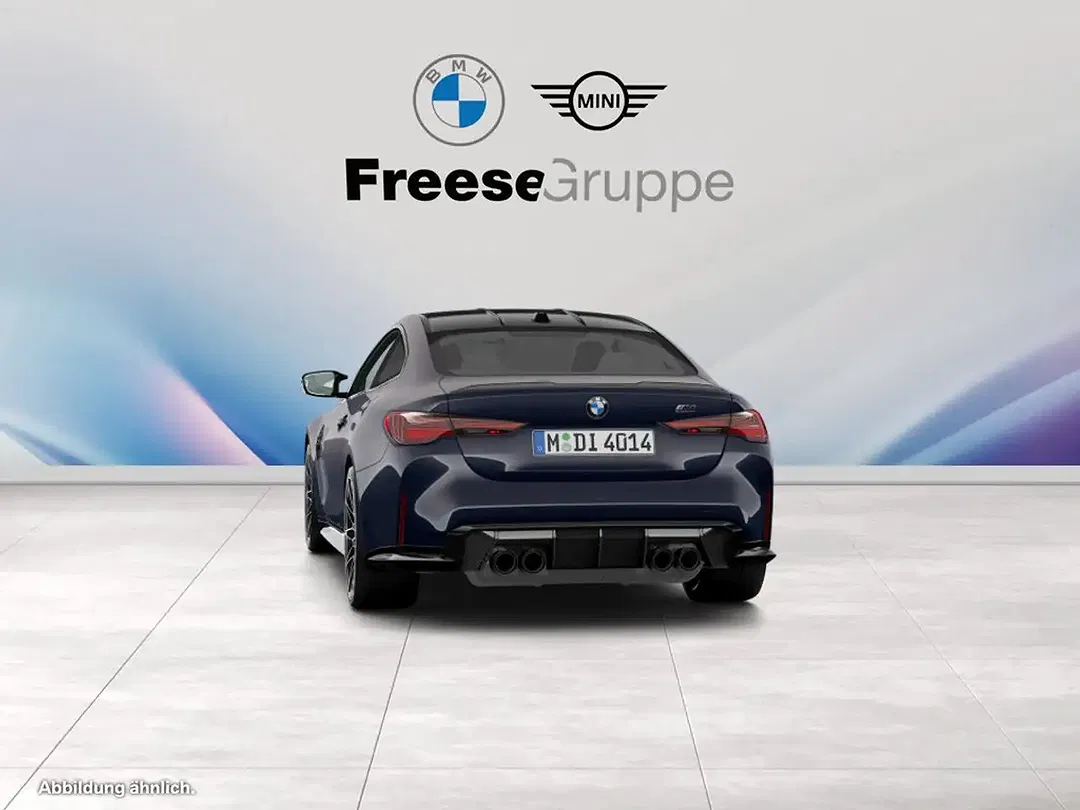 BMW M4 - Thumbnail 7