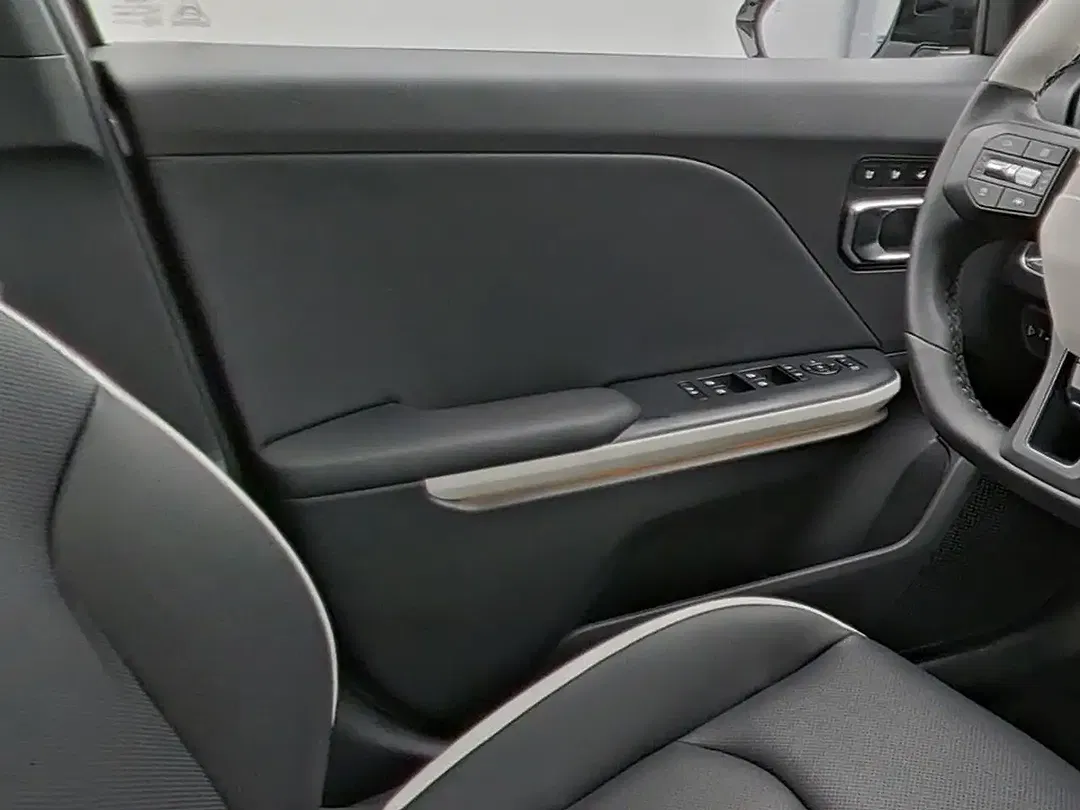Kia K4 - Thumbnail 12