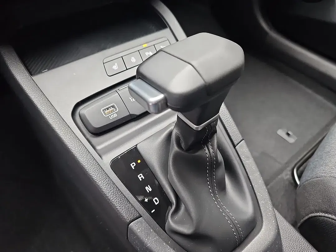 Kia Stonic - Thumbnail 12
