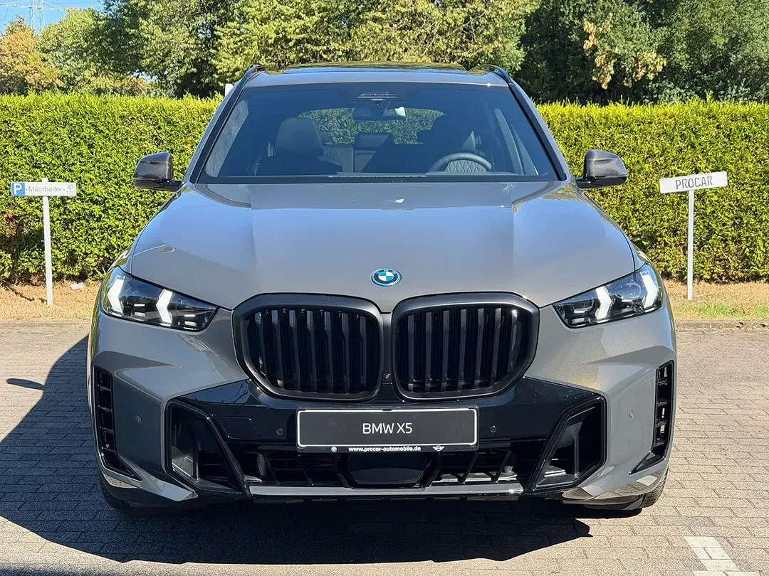 BMW X5 - Thumbnail 4