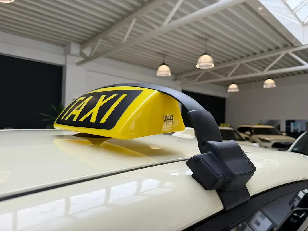 Toyota C-HR - Thumbnail 13