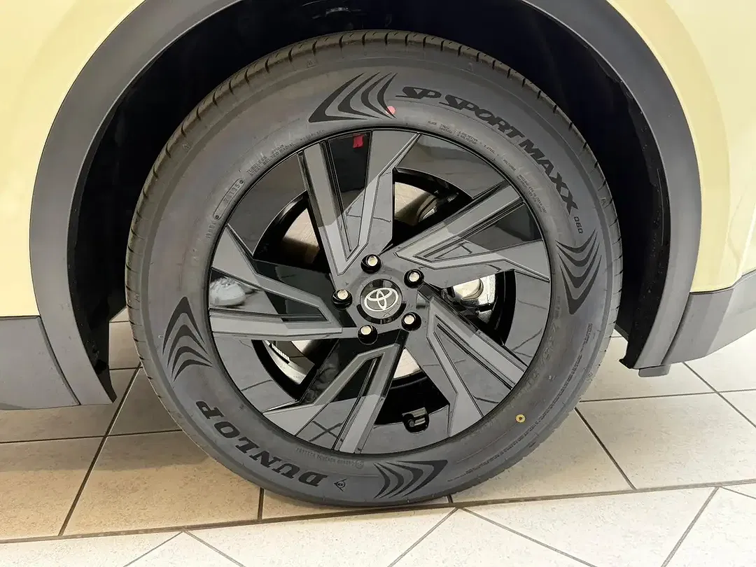 Toyota C-HR - Thumbnail 14