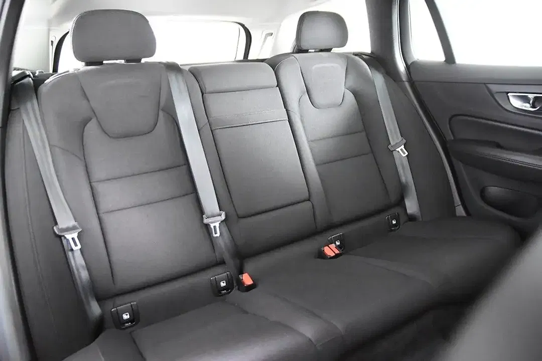 Volvo V60 - Thumbnail 10