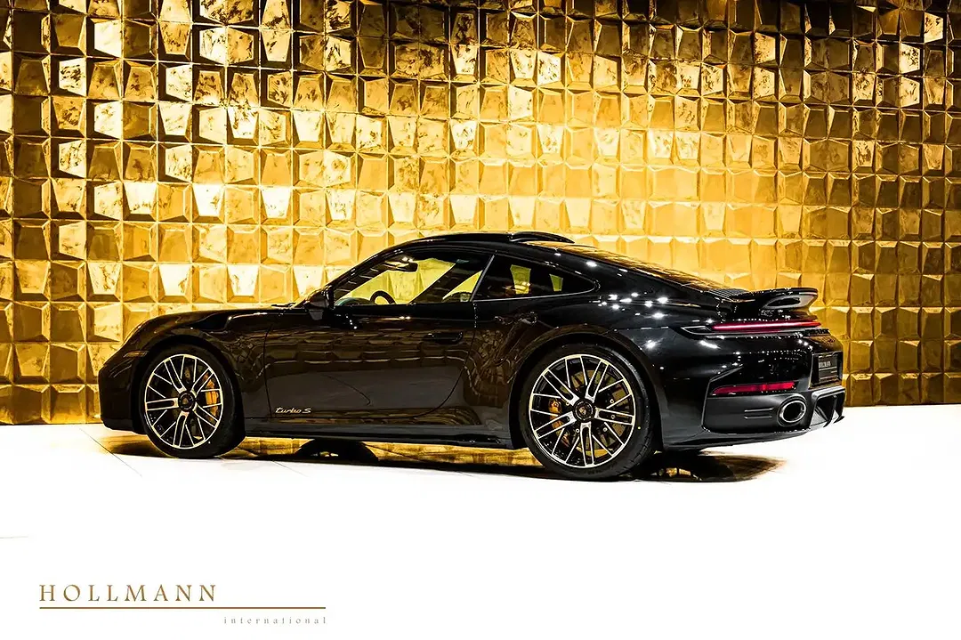 Porsche 911 - Thumbnail 4