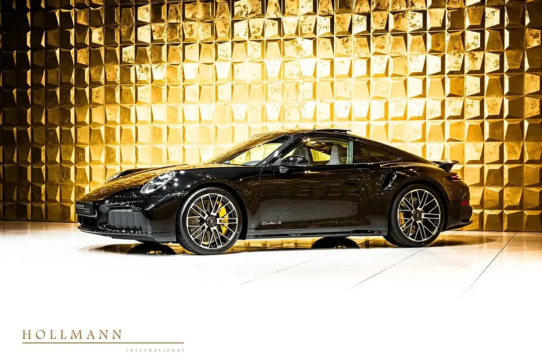 Porsche 911 - Thumbnail 5