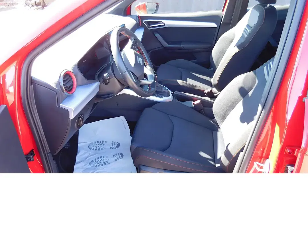 SEAT Arona - Thumbnail 10