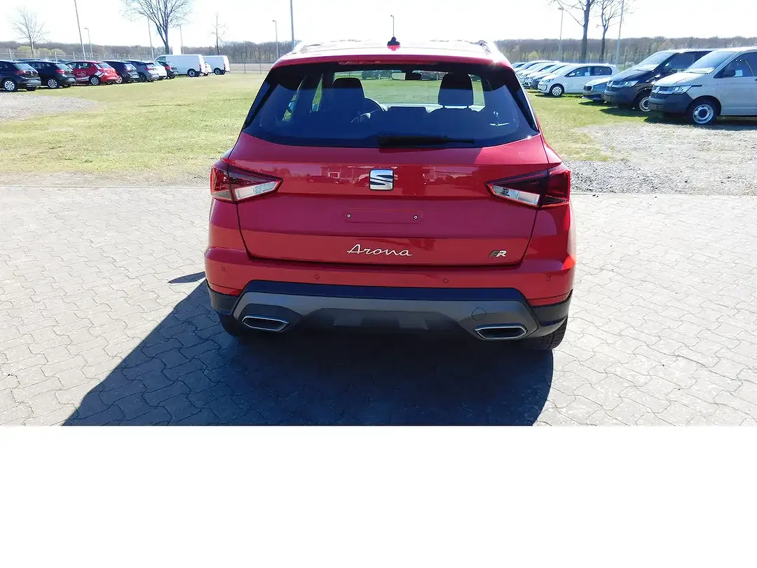 SEAT Arona - Thumbnail 4