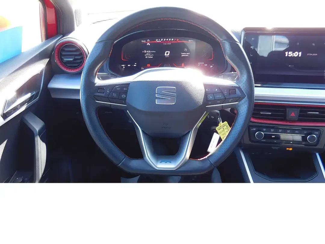 SEAT Arona - Thumbnail 8