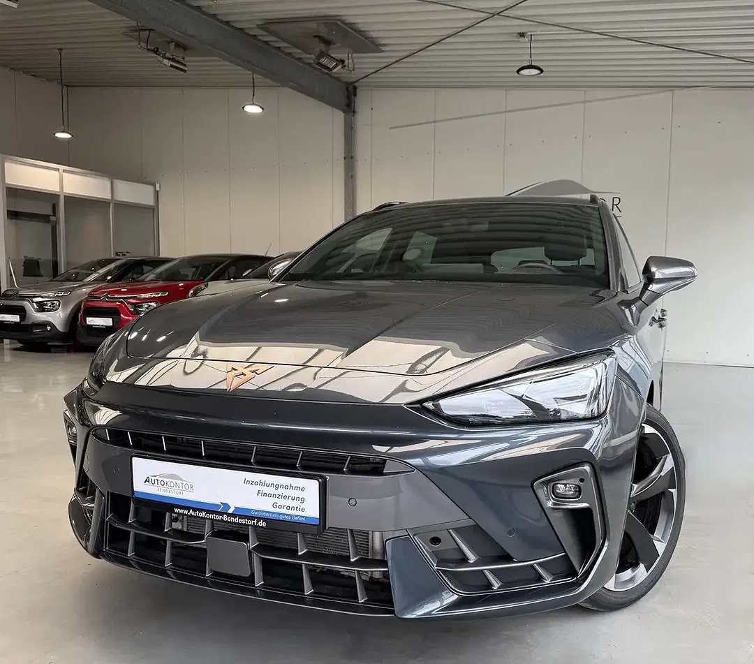 CUPRA Leon - Thumbnail 2