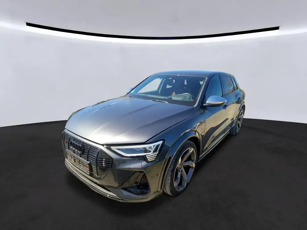 Audi e-tron - Thumbnail 2