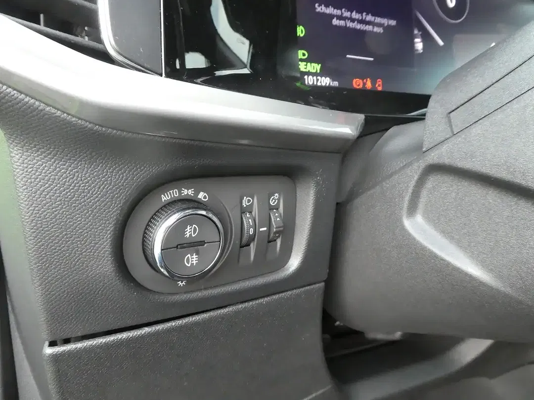 Opel Mokka-E - Thumbnail 13