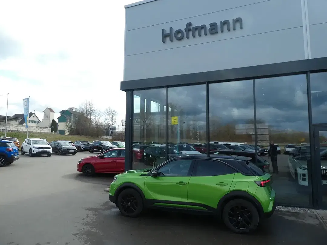 Opel Mokka-E - Thumbnail 3