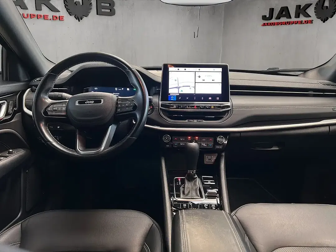 Jeep Compass - Thumbnail 12