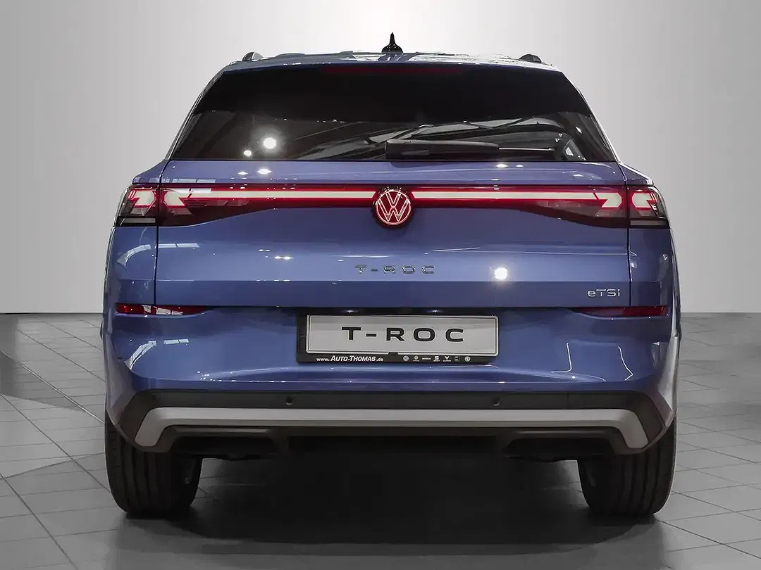 Volkswagen T-Roc - Thumbnail 5