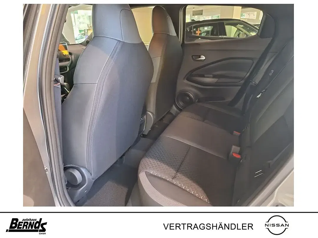 Nissan Juke - Thumbnail 10