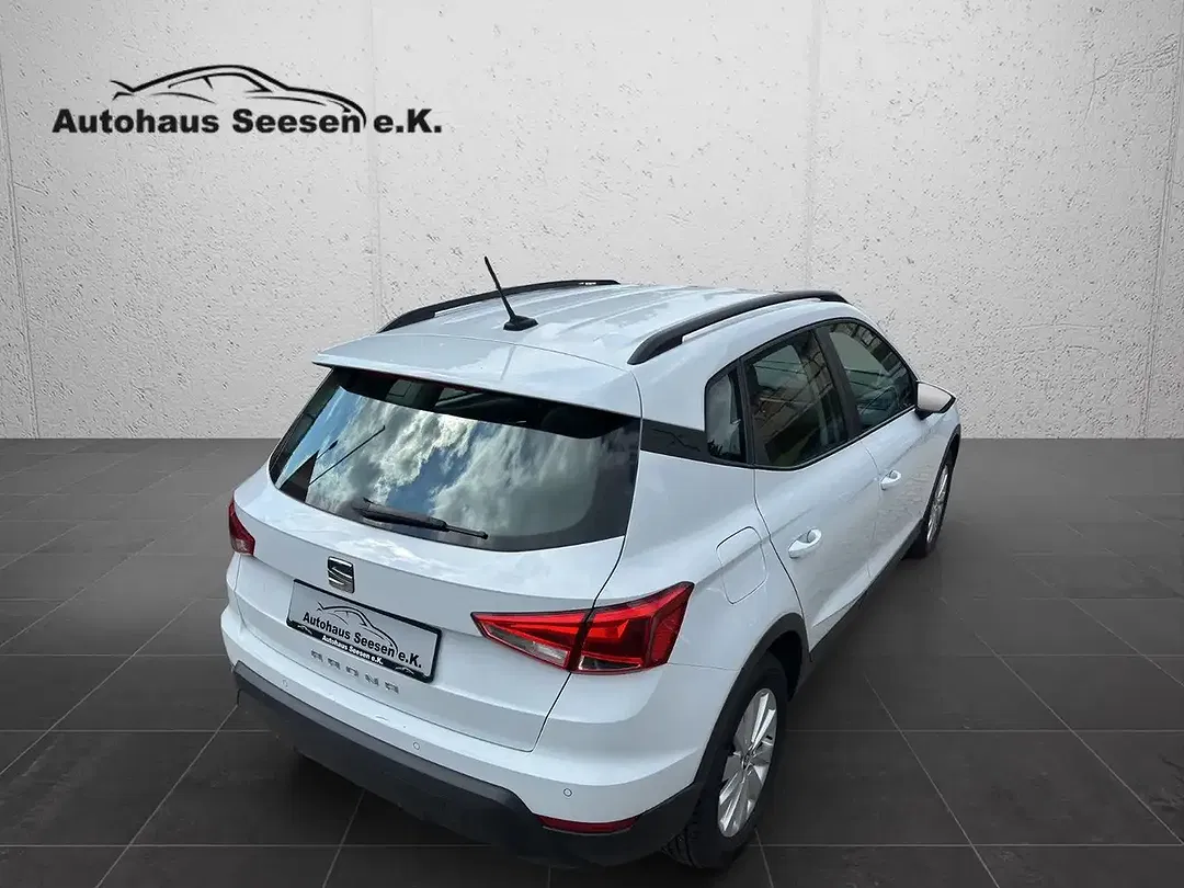 SEAT Arona - Thumbnail 7