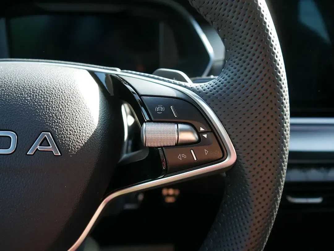 Skoda Octavia - Thumbnail 9