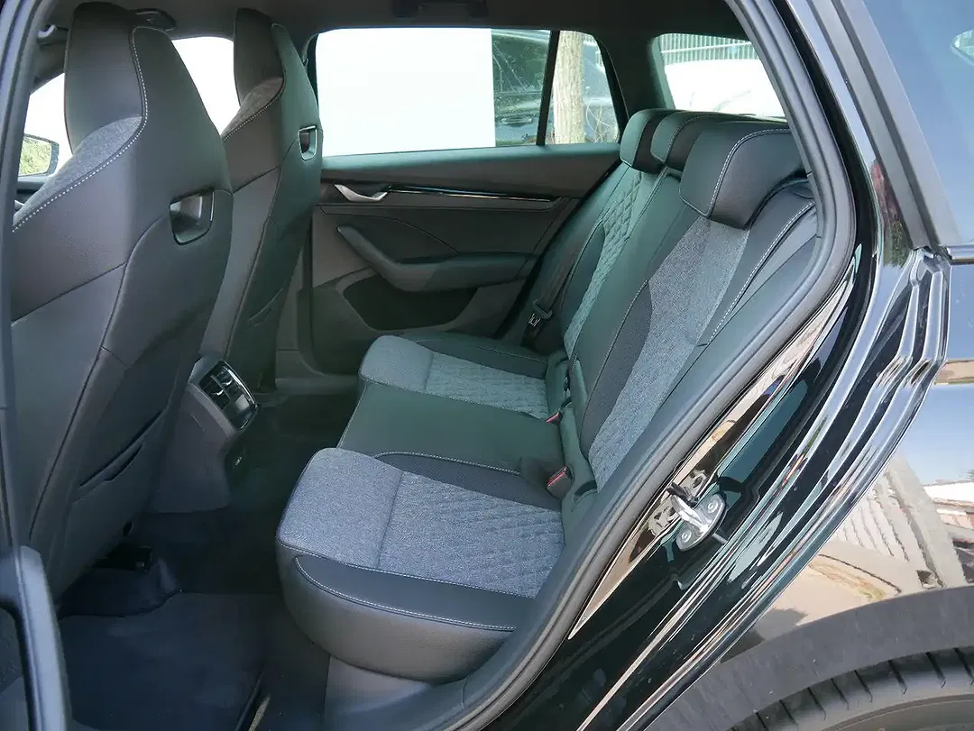 Skoda Octavia - Thumbnail 6