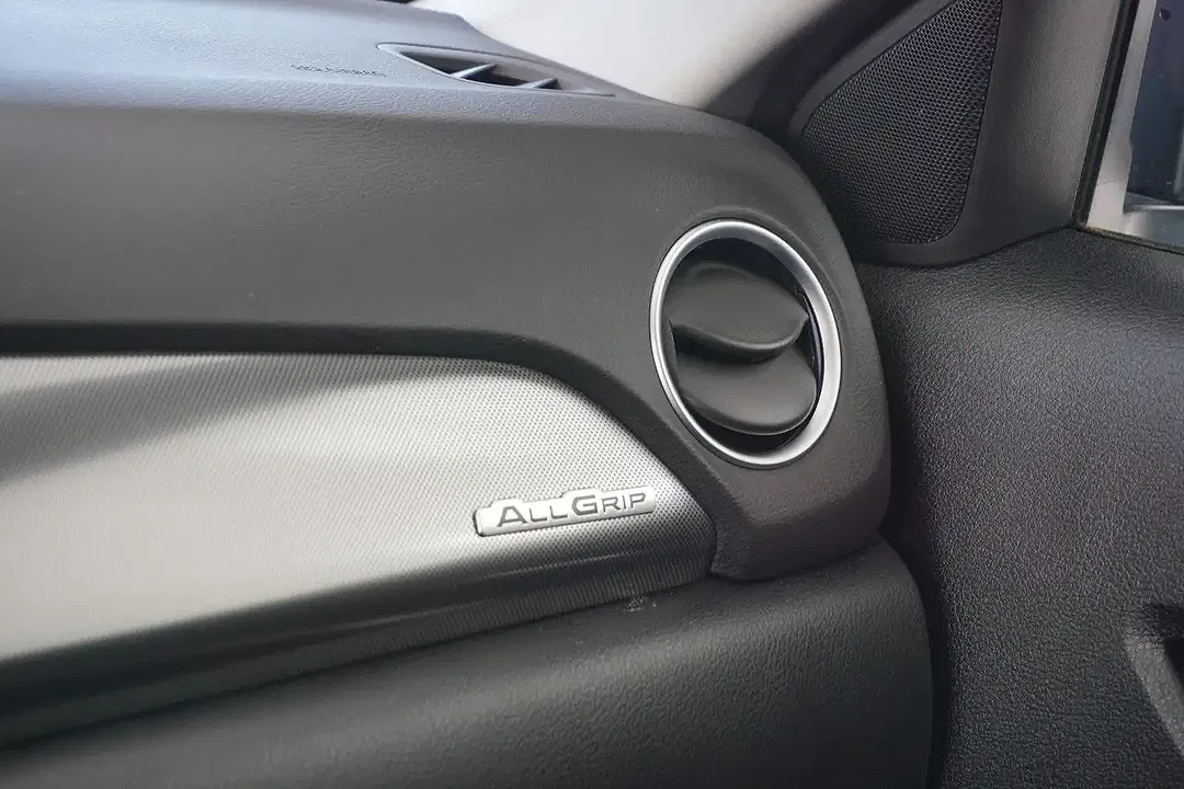 Suzuki Vitara - Thumbnail 9
